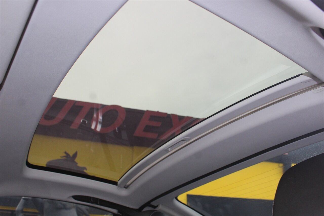 2013 Mercedes-Benz SL 550 - Photo 24 - Red Bank, NJ 07701