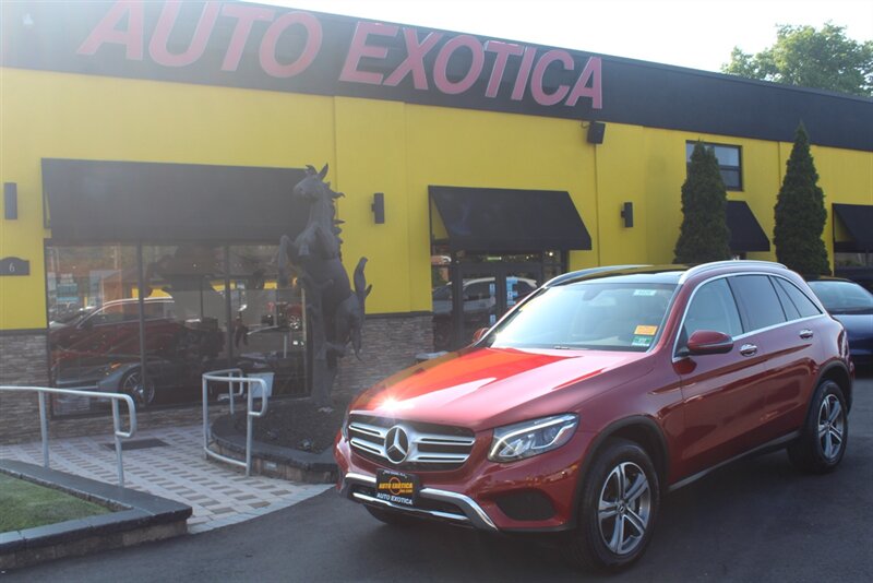 2018 Mercedes-Benz GLC 300 4MATIC  