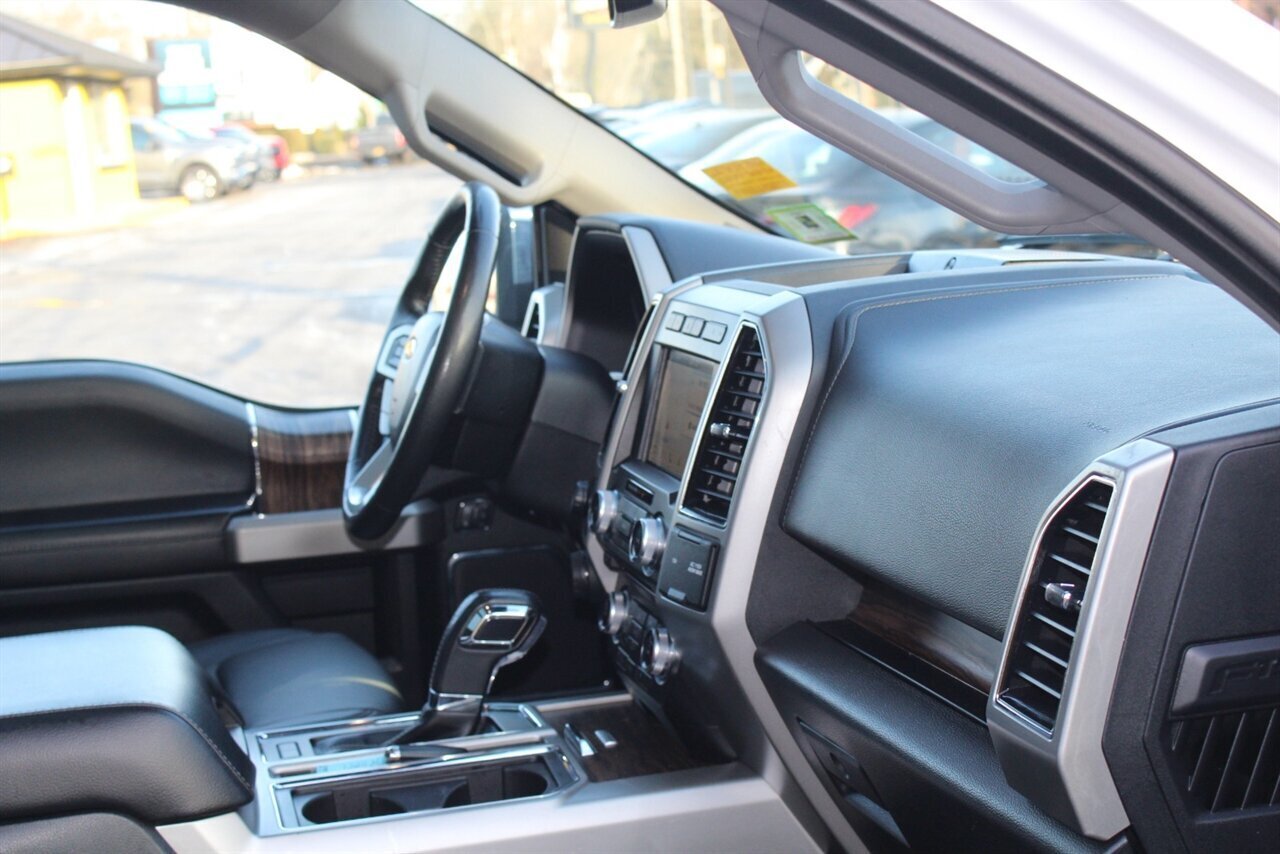 2018 Ford F-150 Lariat - Photo 20 - Red Bank, NJ 07701