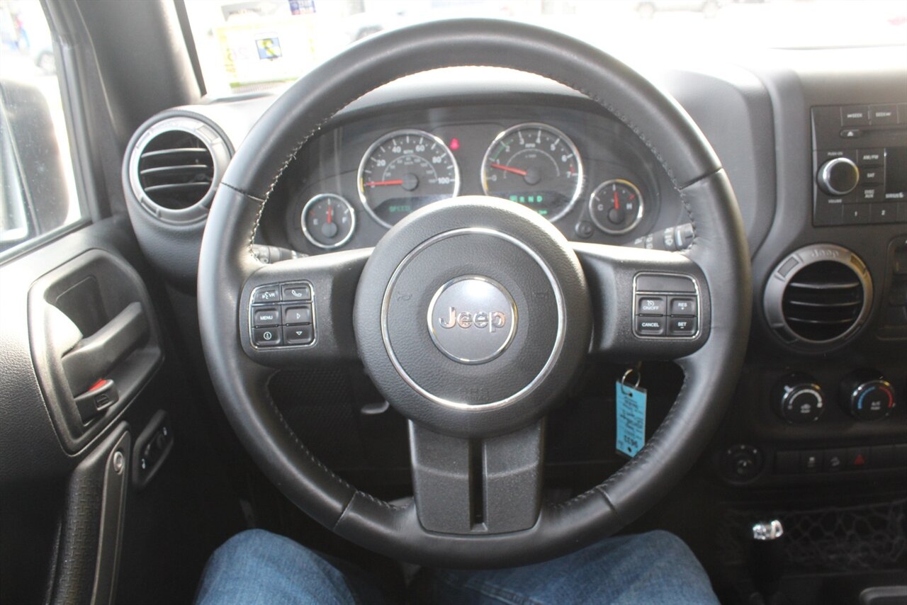 2017 Jeep Wrangler Unlimited Sport S - Photo 6 - Red Bank, NJ 07701