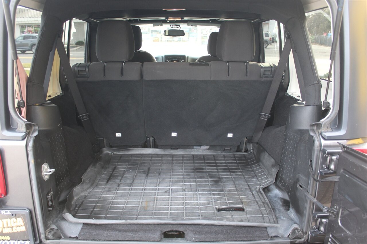 2017 Jeep Wrangler Unlimited Sport S - Photo 17 - Red Bank, NJ 07701