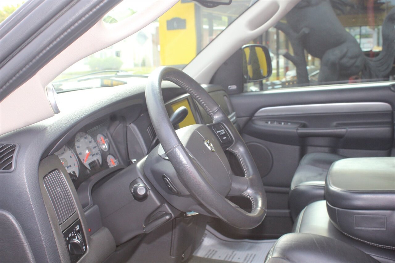 2005 Dodge Ram 1500 SRT-10 Quad Cab - Photo 20 - Red Bank, NJ 07701