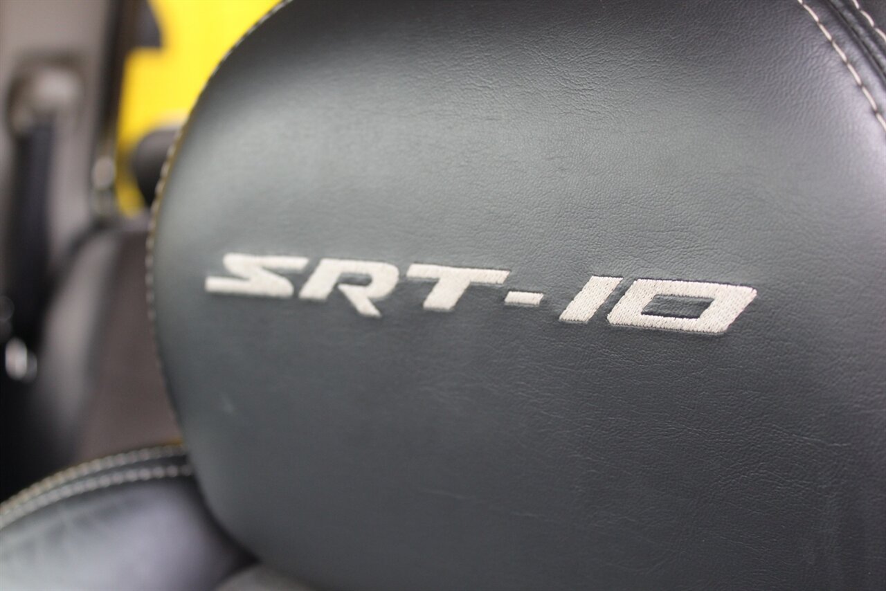 2005 Dodge Ram 1500 SRT-10 Quad Cab - Photo 13 - Red Bank, NJ 07701