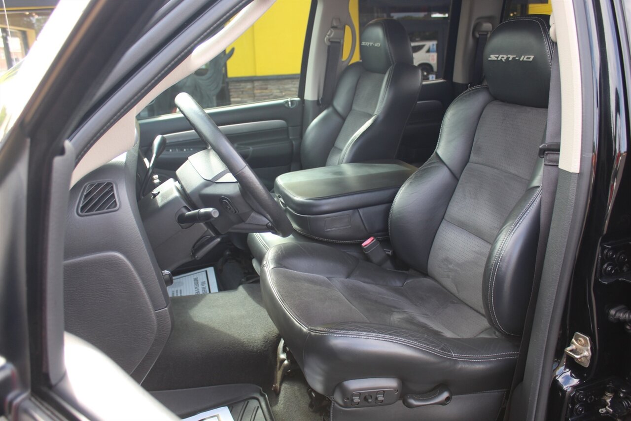 2005 Dodge Ram 1500 SRT-10 Quad Cab - Photo 15 - Red Bank, NJ 07701