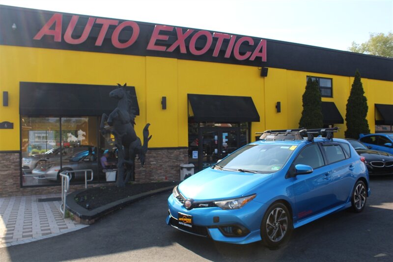 2017 Toyota Corolla iM  