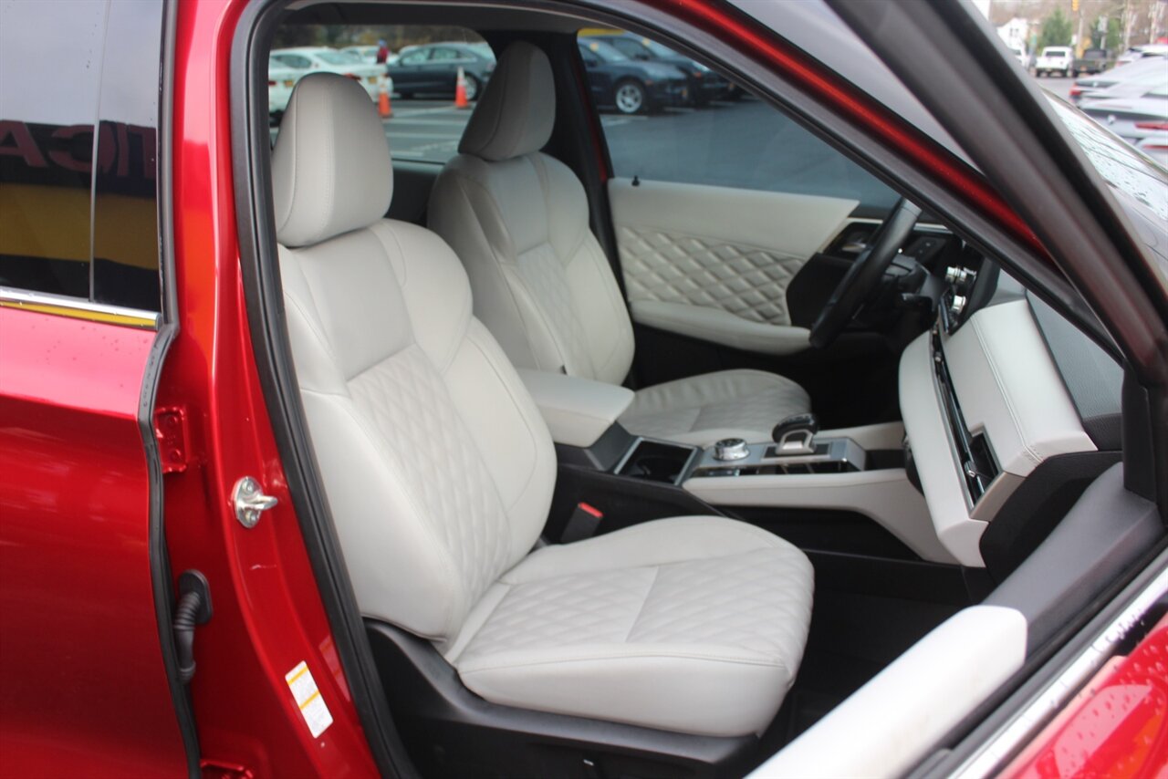2022 Mitsubishi Outlander SEL Special Edition - Photo 15 - Red Bank, NJ 07701