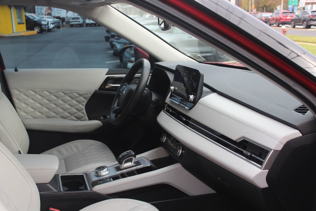 2022 Mitsubishi Outlander SEL Special Edition - Photo 20 - Red Bank, NJ 07701