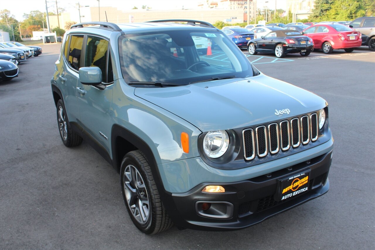 2018 Jeep Renegade Latitude North Edition photo 2