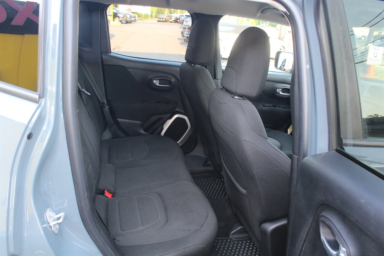 2018 Jeep Renegade Latitude North Edition photo 14