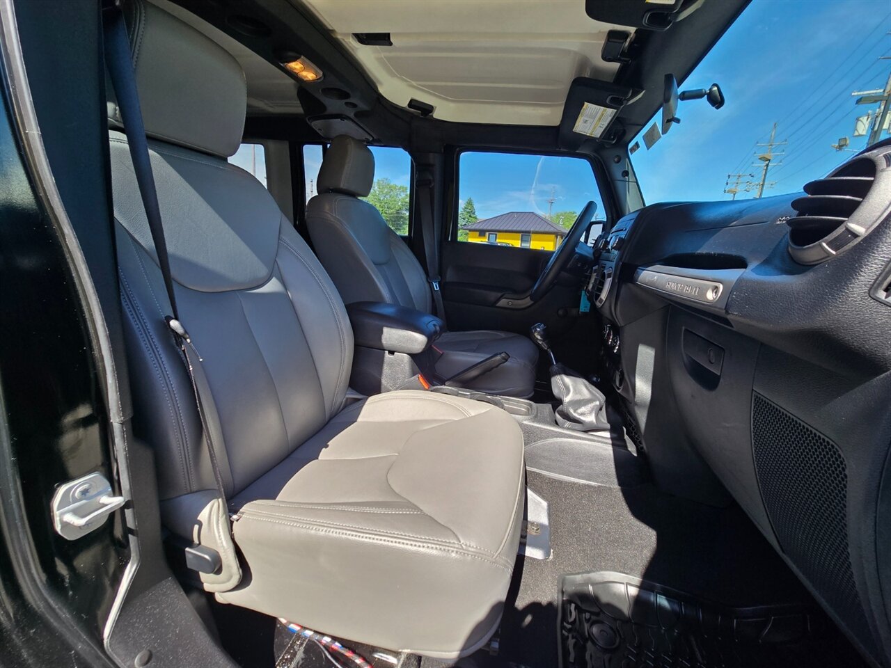 2016 Jeep Wrangler Unlimited Sport - Photo 12 - Red Bank, NJ 07701