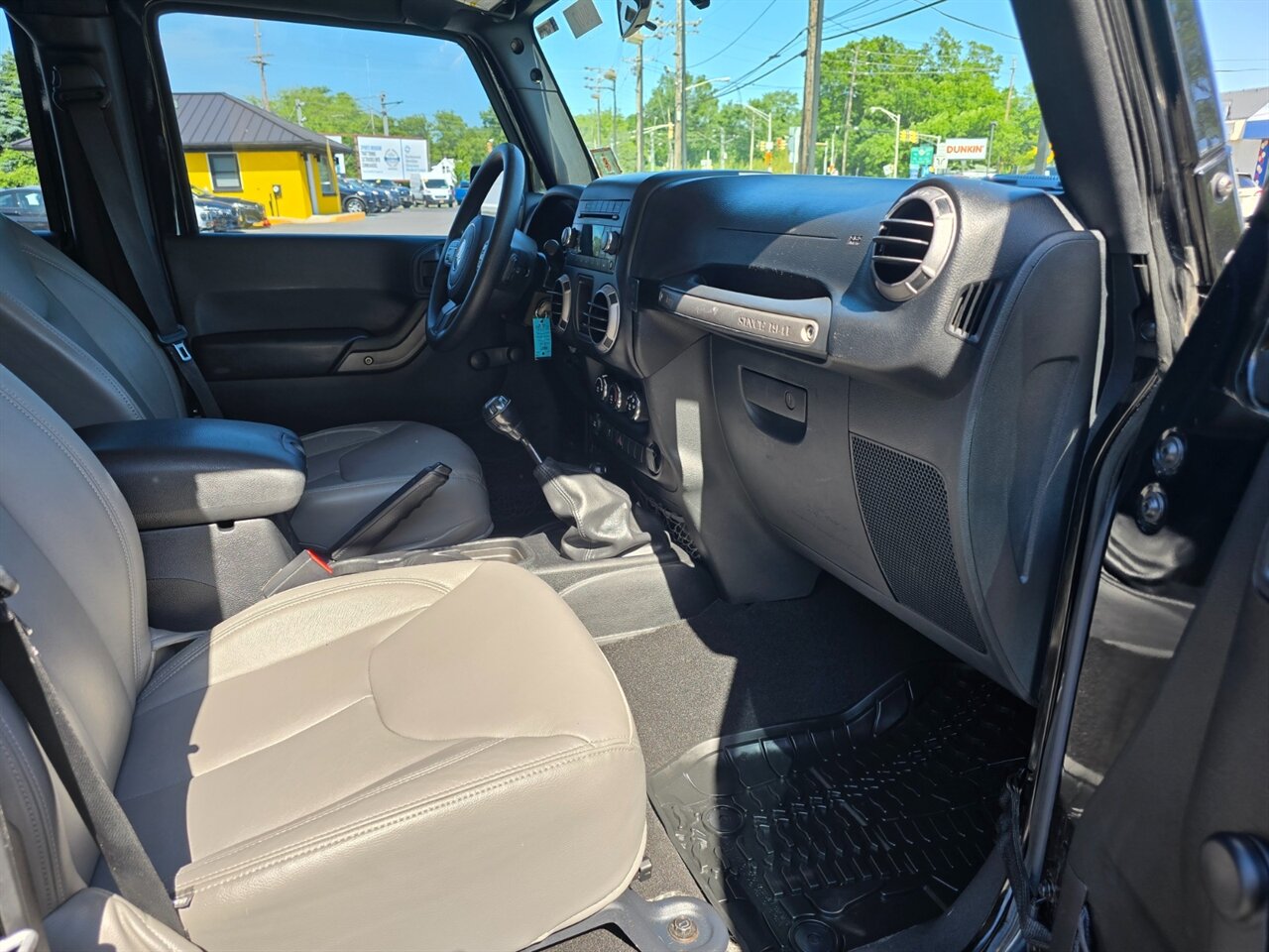 2016 Jeep Wrangler Unlimited Sport - Photo 11 - Red Bank, NJ 07701