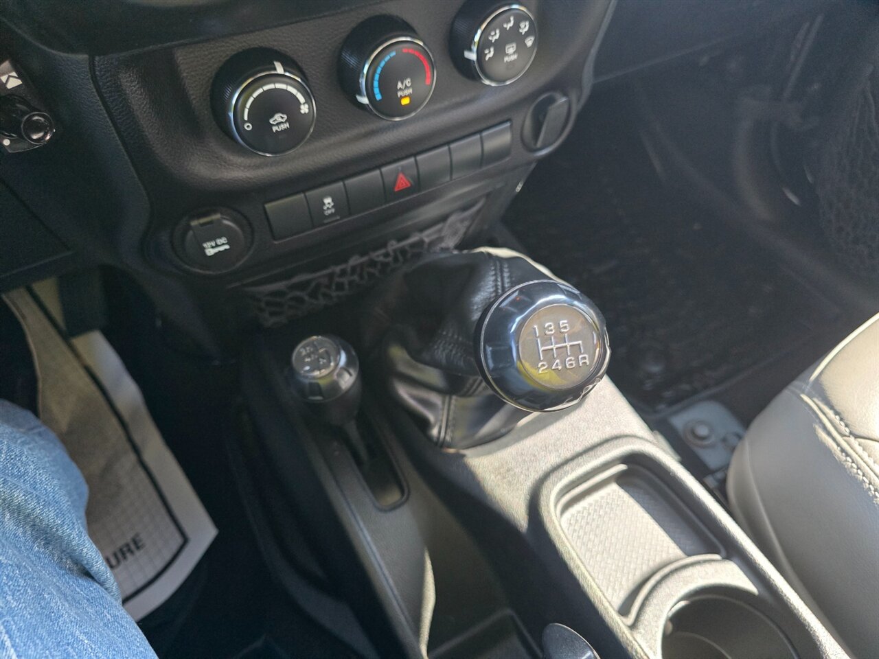 2016 Jeep Wrangler Unlimited Sport - Photo 8 - Red Bank, NJ 07701