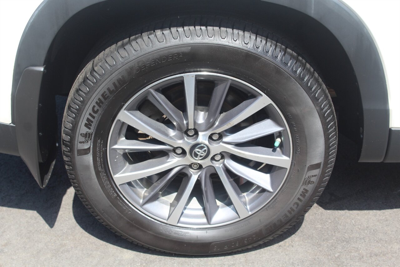 2019 Toyota Highlander XLE - Photo 26 - Red Bank, NJ 07701