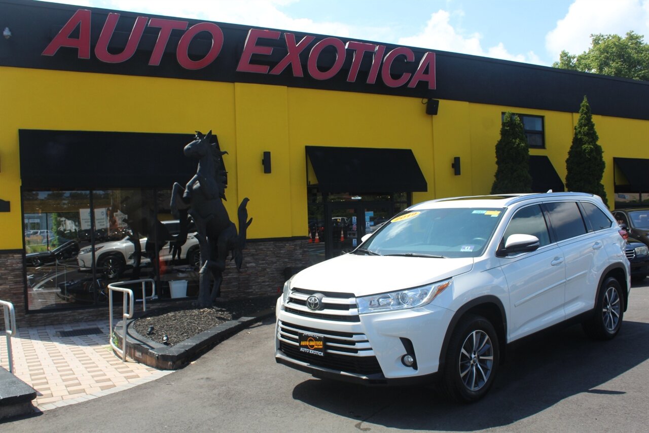 2019 Toyota Highlander XLE - Photo 1 - Red Bank, NJ 07701