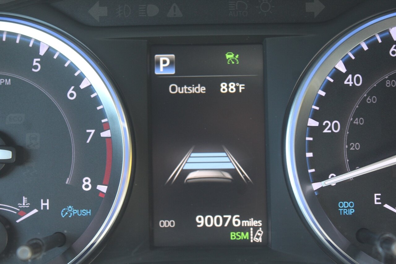 2019 Toyota Highlander XLE - Photo 5 - Red Bank, NJ 07701