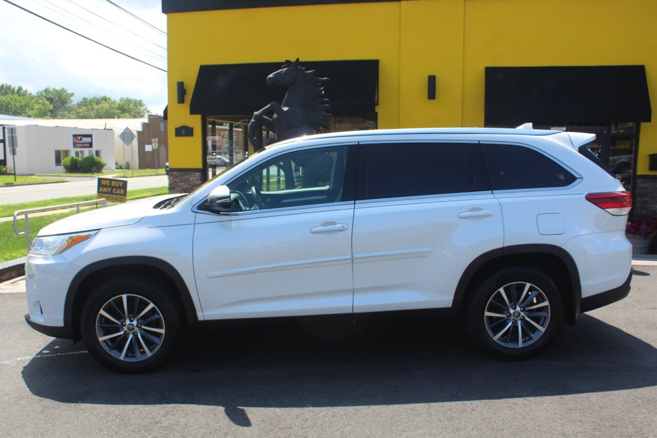 2019 Toyota Highlander XLE - Photo 23 - Red Bank, NJ 07701