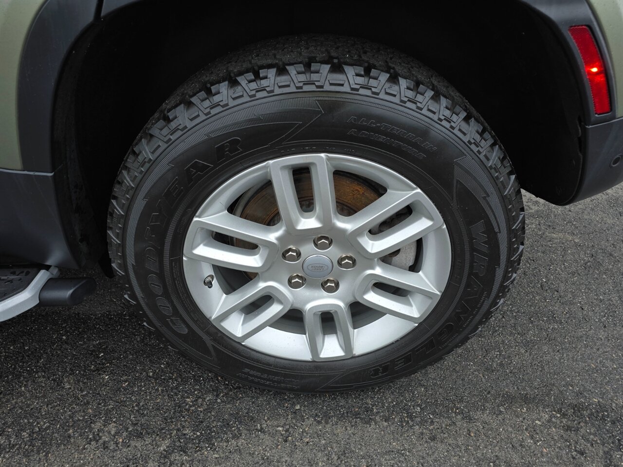 2020 Land Rover Defender 110 HSE - Photo 29 - Red Bank, NJ 07701