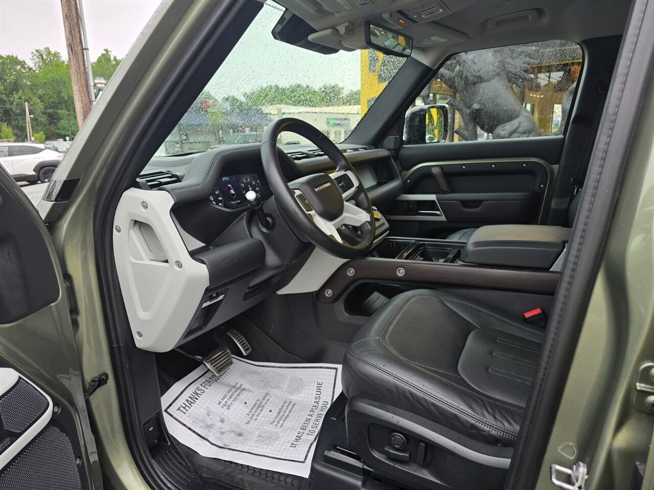 2020 Land Rover Defender 110 HSE - Photo 13 - Red Bank, NJ 07701