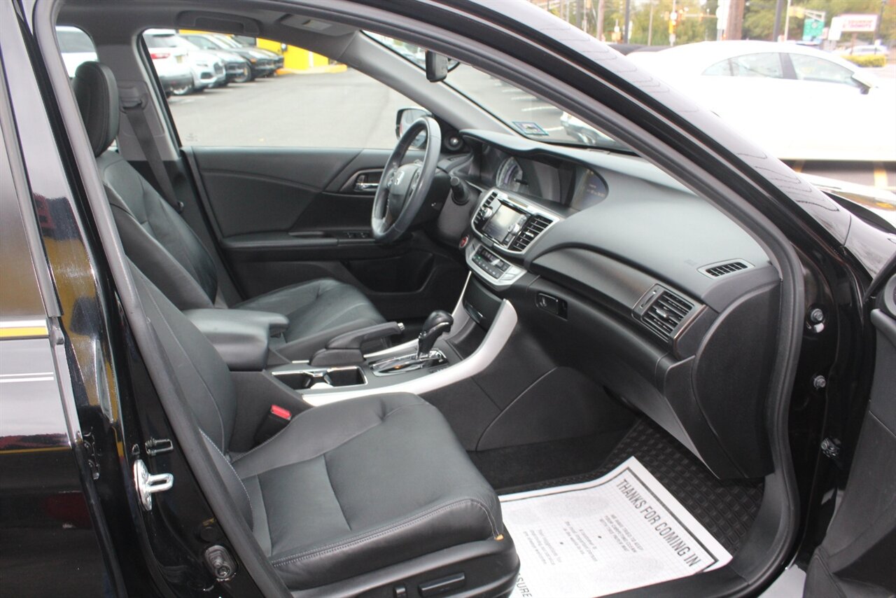 2015 Honda Accord EX-L   - Photo 12 - Red Bank, NJ 07701
