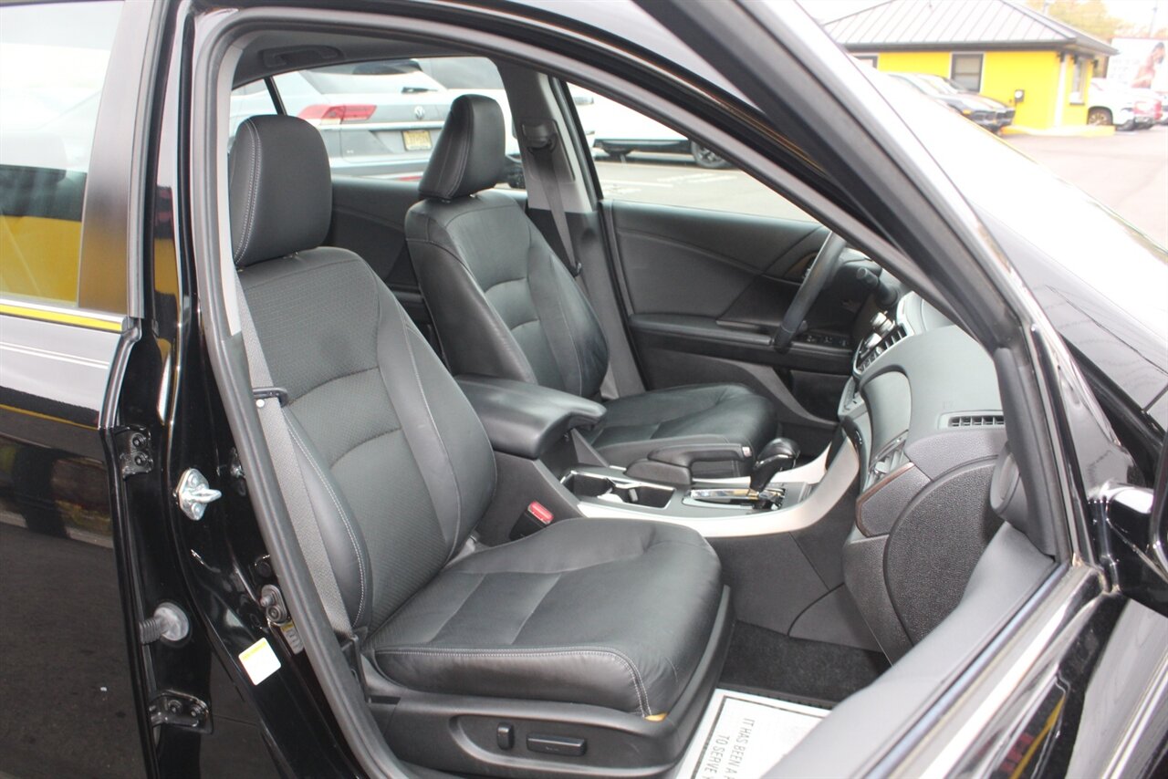 2015 Honda Accord EX-L   - Photo 13 - Red Bank, NJ 07701