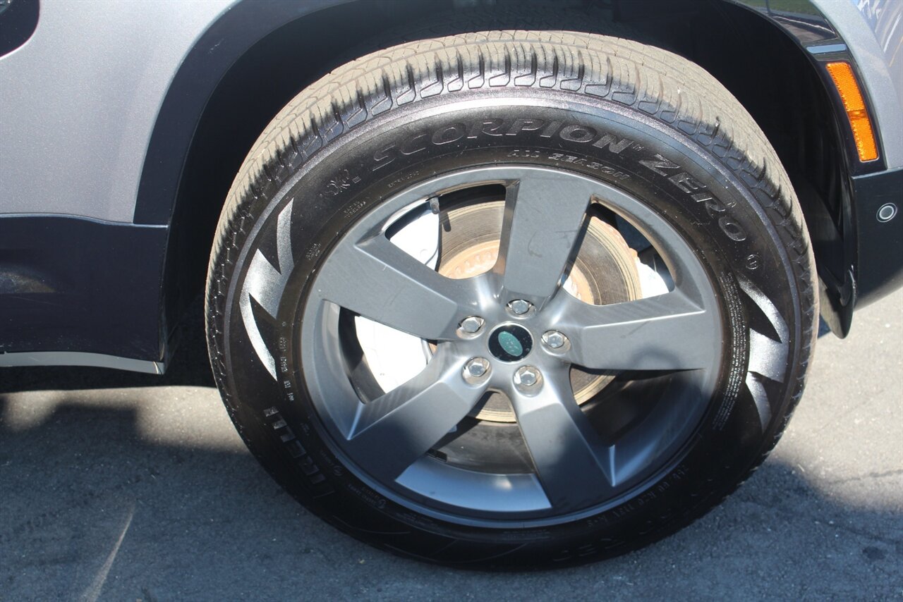 2022 Land Rover Defender 110 X-Dynamic SE - Photo 27 - Red Bank, NJ 07701