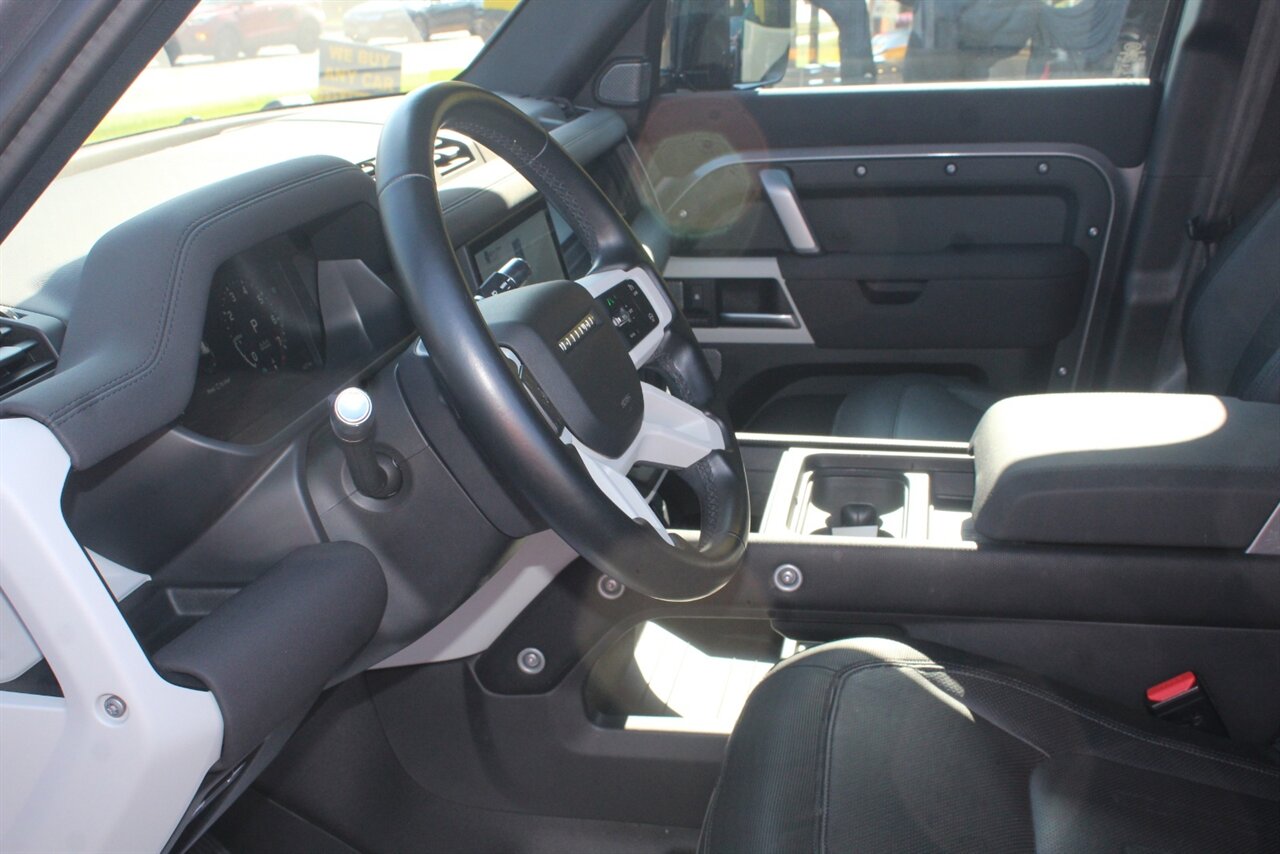 2022 Land Rover Defender 110 X-Dynamic SE - Photo 15 - Red Bank, NJ 07701