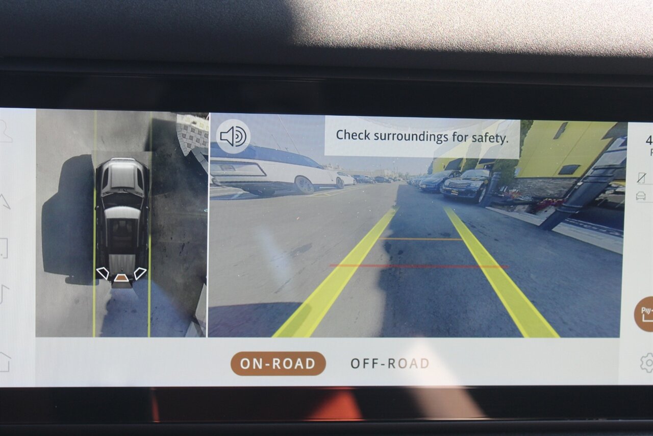 2022 Land Rover Defender 110 X-Dynamic SE - Photo 8 - Red Bank, NJ 07701