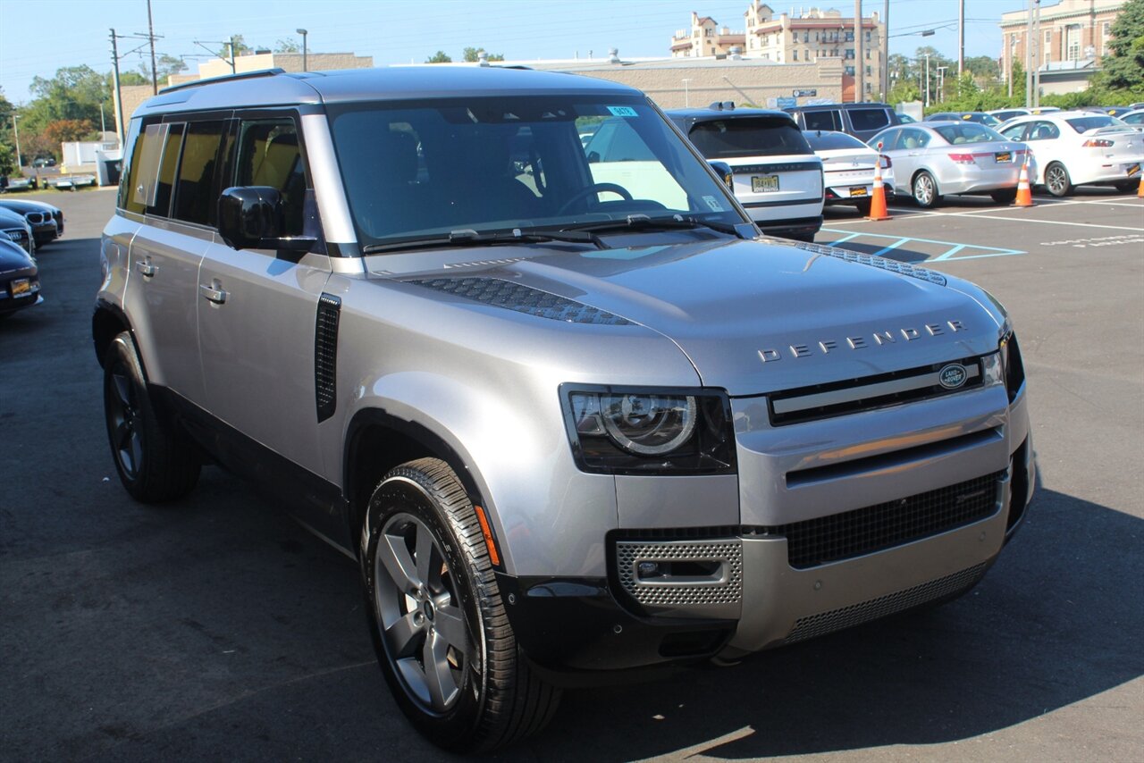 2022 Land Rover Defender 110 X-Dynamic SE - Photo 4 - Red Bank, NJ 07701