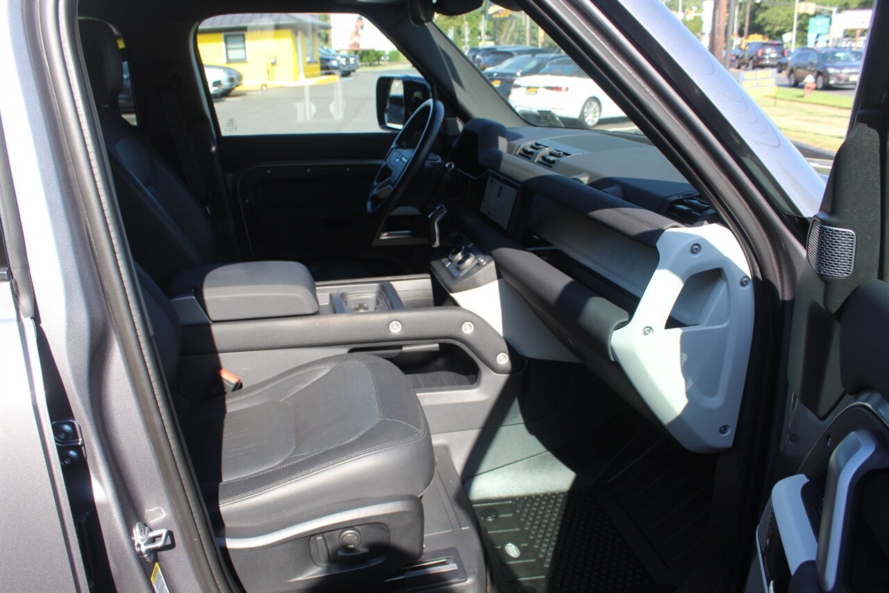 2022 Land Rover Defender 110 X-Dynamic SE - Photo 14 - Red Bank, NJ 07701
