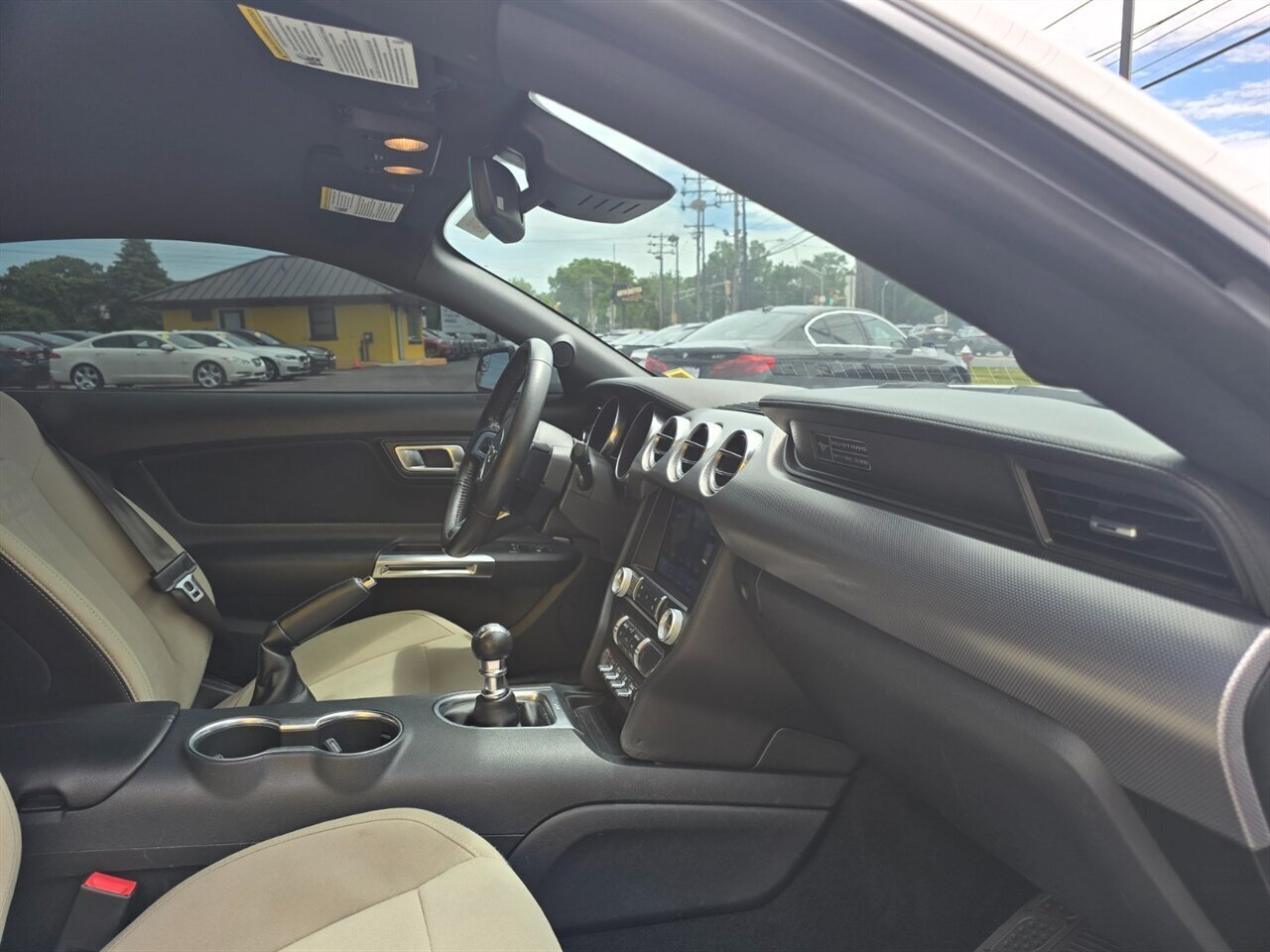 2020 Ford Mustang GT - Photo 17 - Red Bank, NJ 07701