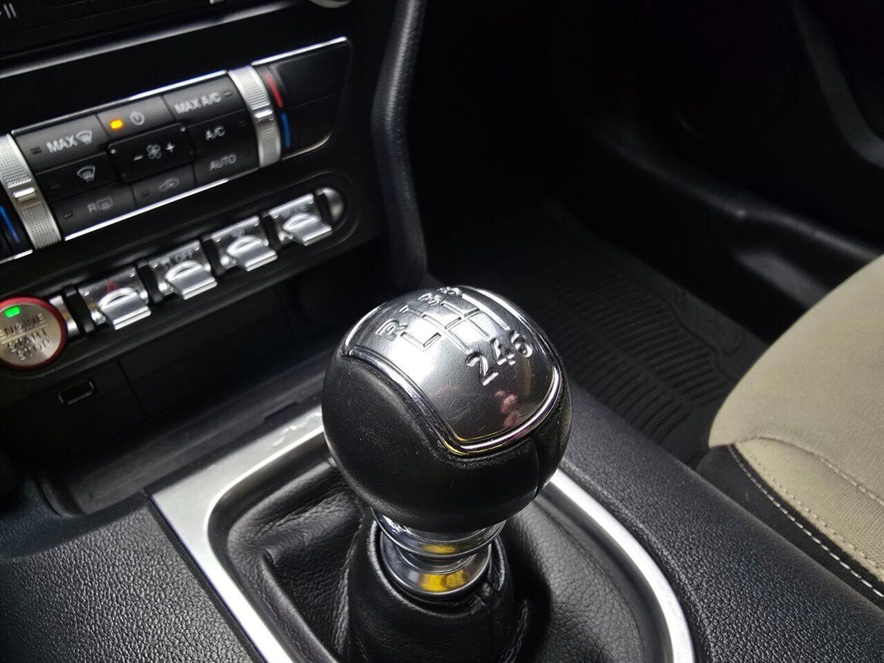 2020 Ford Mustang GT - Photo 8 - Red Bank, NJ 07701