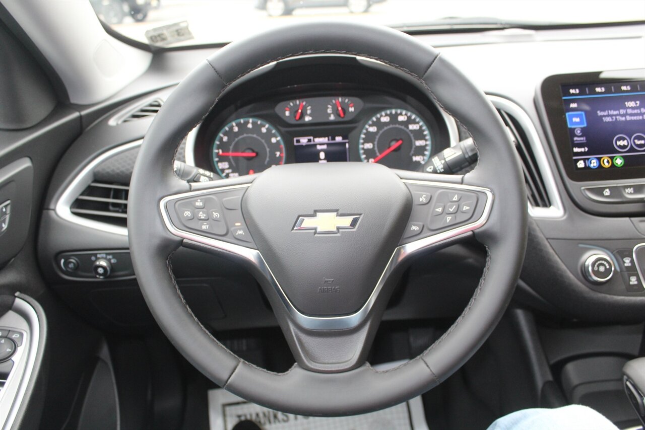2024 Chevrolet Malibu RS photo 4