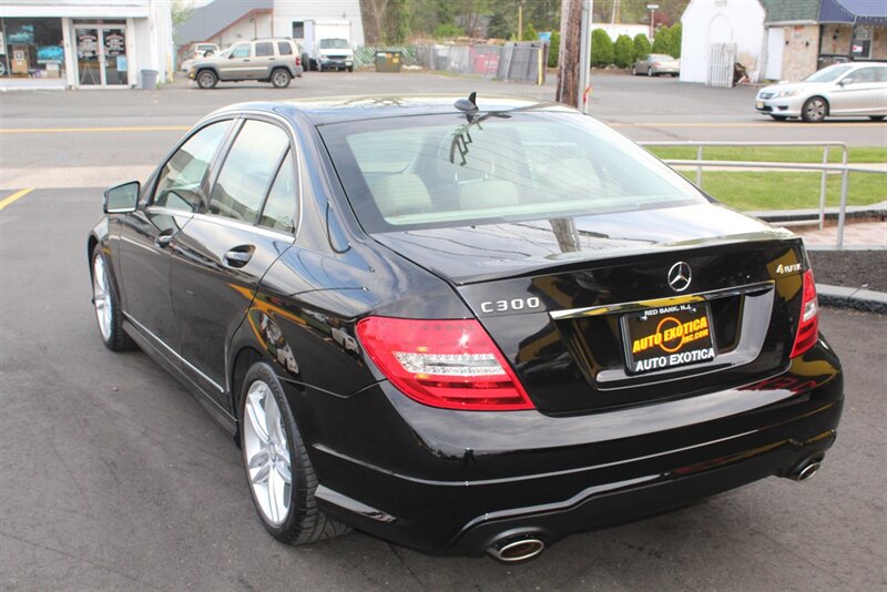 2013 Mercedes-Benz C 300 Sport 4MATIC  