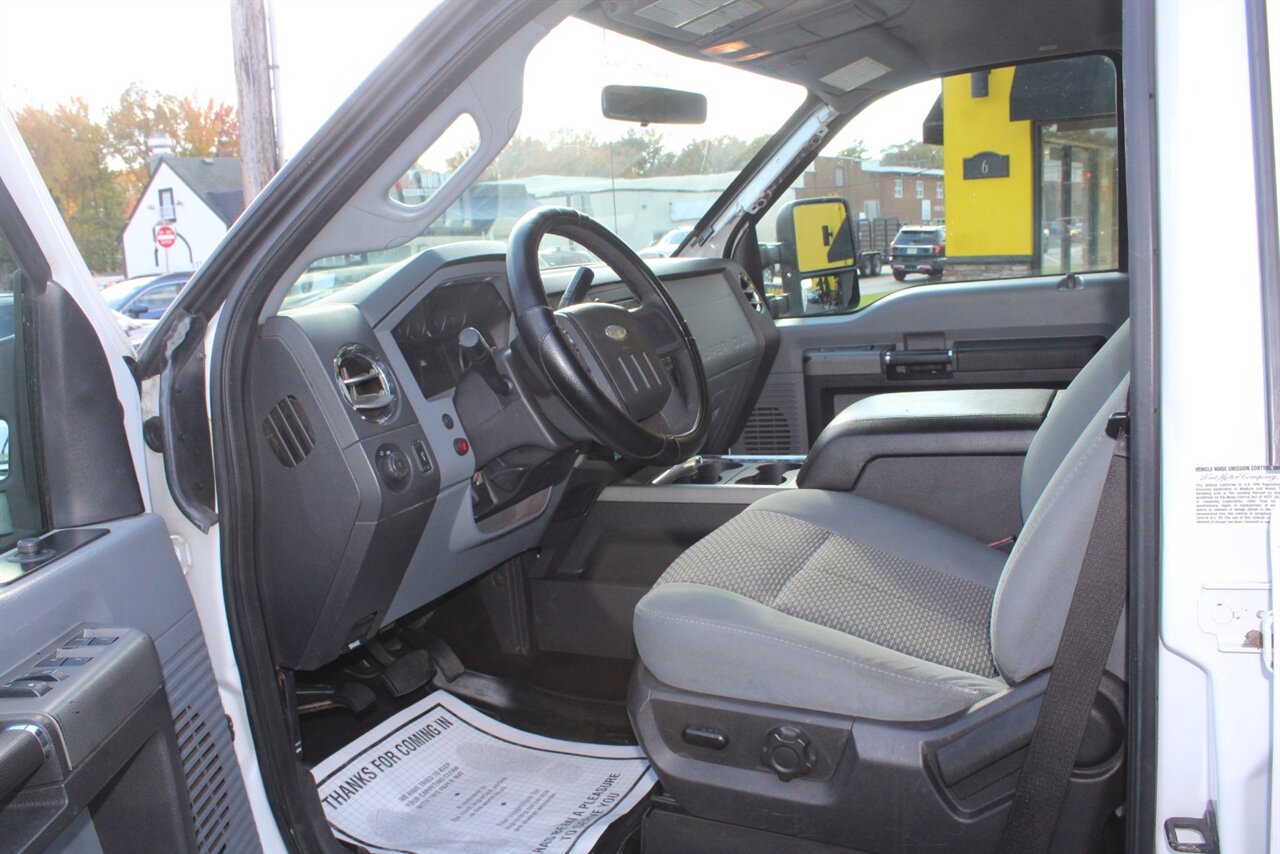 2012 Ford F-350 XLT - Photo 8 - Red Bank, NJ 07701