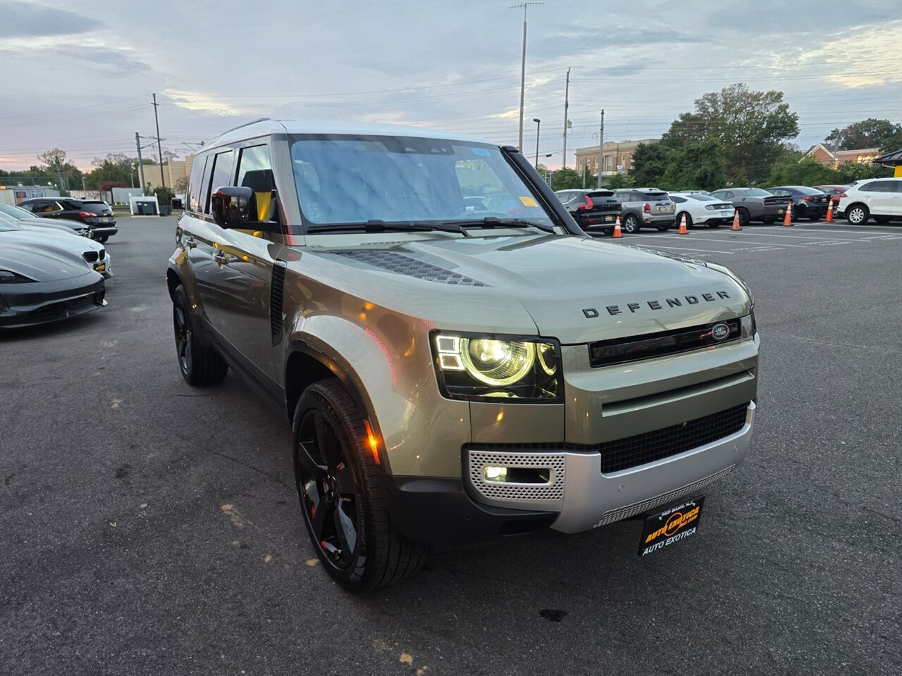2020 Land Rover Defender 110 HSE - Photo 4 - Red Bank, NJ 07701