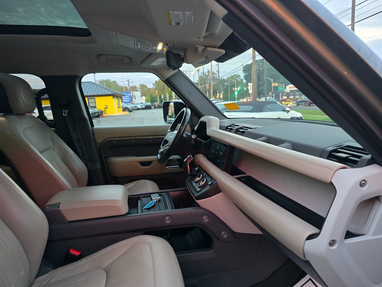 2020 Land Rover Defender 110 HSE - Photo 19 - Red Bank, NJ 07701