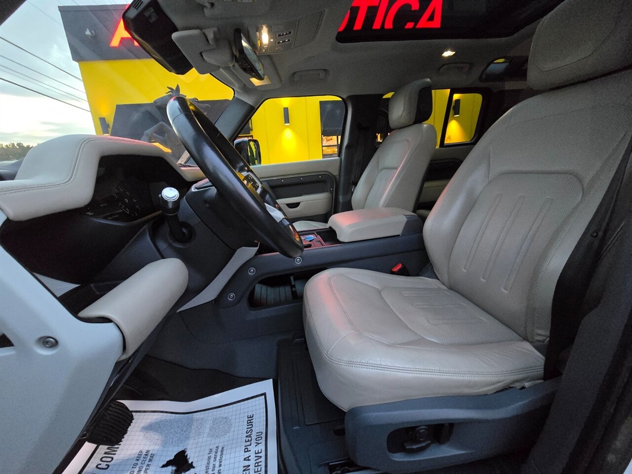2020 Land Rover Defender 110 HSE - Photo 13 - Red Bank, NJ 07701