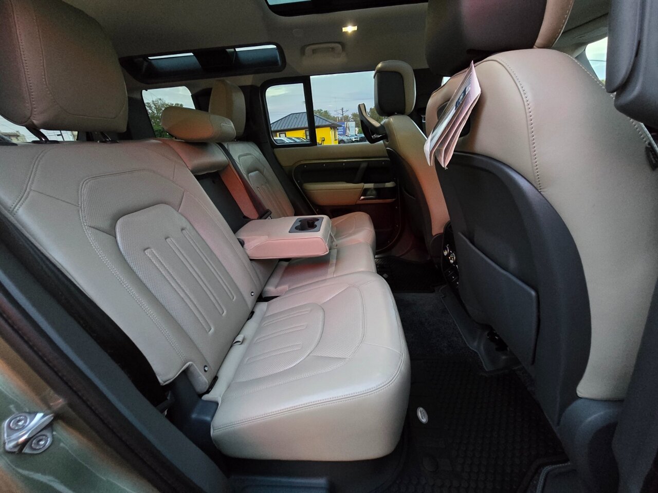 2020 Land Rover Defender 110 HSE - Photo 17 - Red Bank, NJ 07701