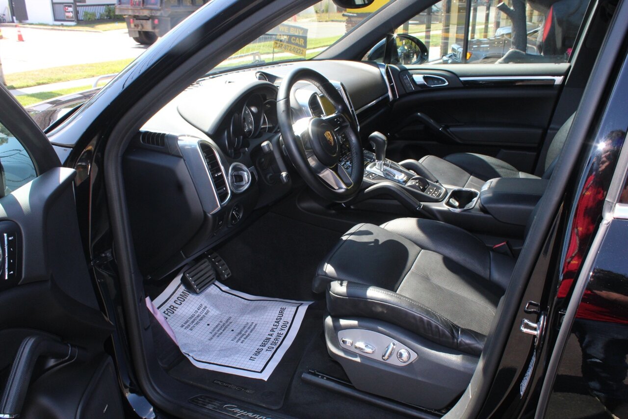 2018 Porsche Cayenne S - Photo 13 - Red Bank, NJ 07701