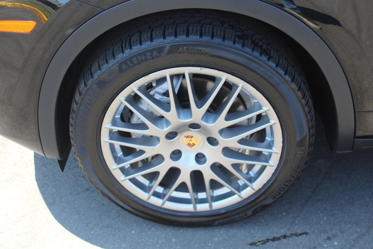 2018 Porsche Cayenne S - Photo 29 - Red Bank, NJ 07701