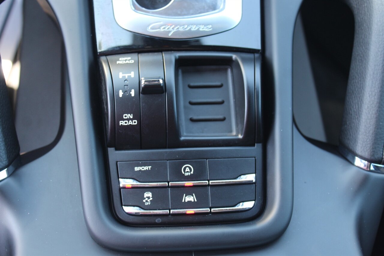 2018 Porsche Cayenne S - Photo 9 - Red Bank, NJ 07701