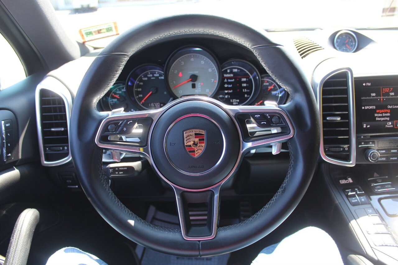 2018 Porsche Cayenne S - Photo 6 - Red Bank, NJ 07701