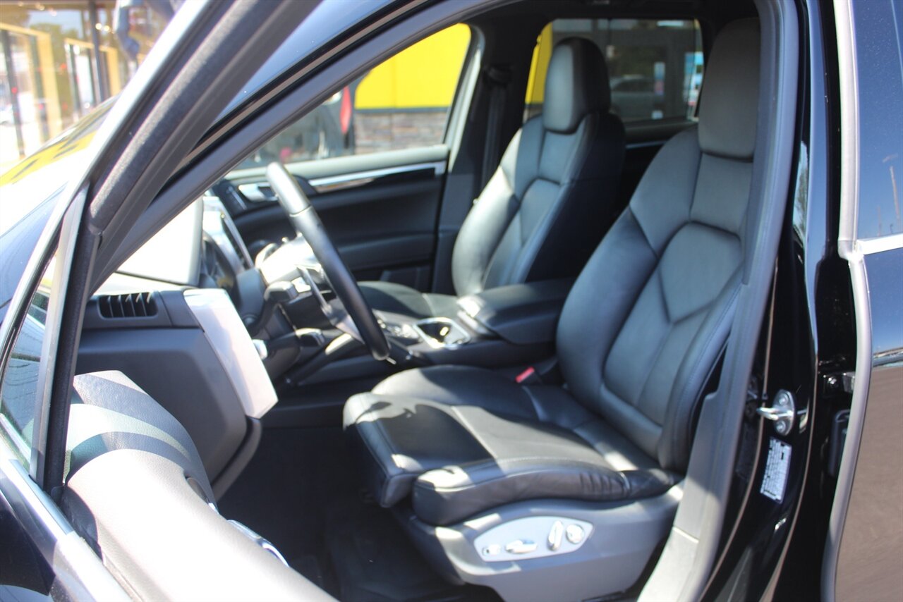 2018 Porsche Cayenne S - Photo 14 - Red Bank, NJ 07701