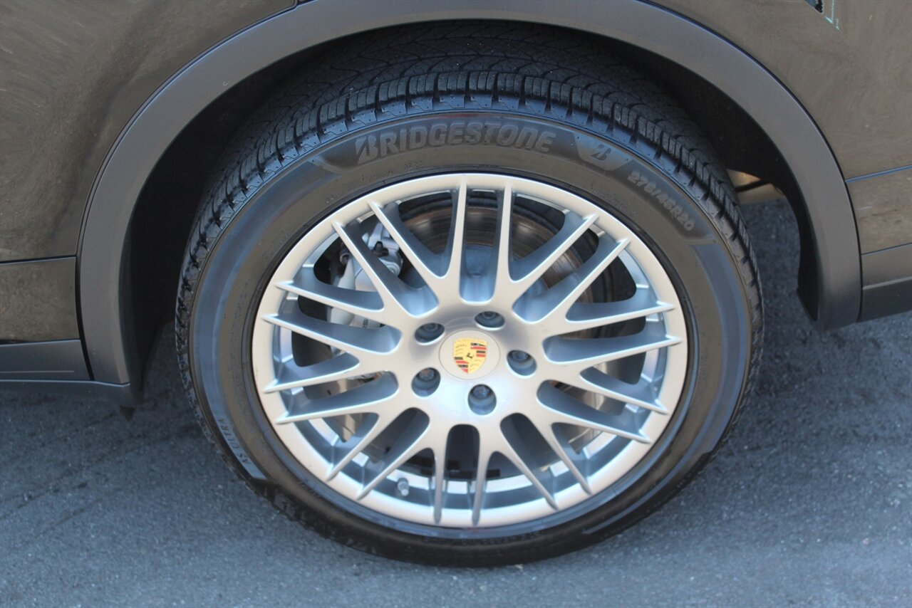 2018 Porsche Cayenne S - Photo 30 - Red Bank, NJ 07701