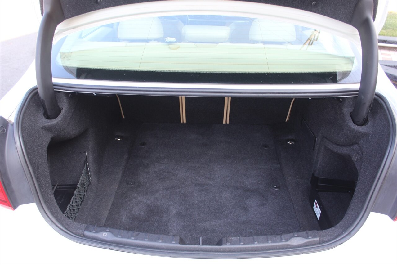 2013 BMW 328i xDrive - Photo 19 - Red Bank, NJ 07701