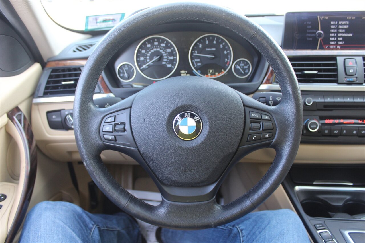 2013 BMW 328i xDrive - Photo 6 - Red Bank, NJ 07701