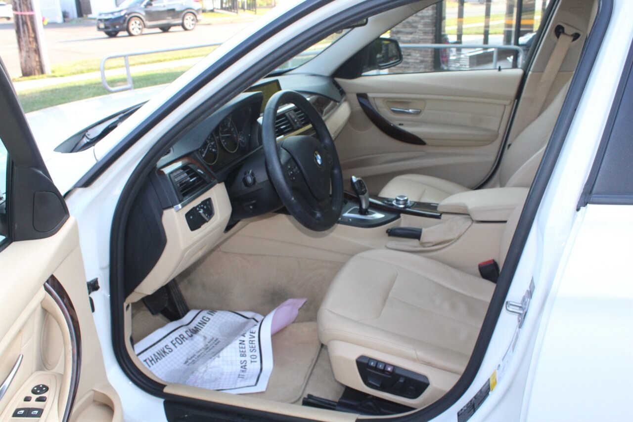 2013 BMW 328i xDrive - Photo 10 - Red Bank, NJ 07701