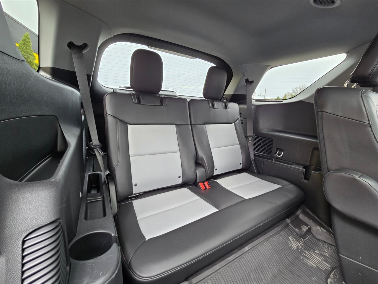 2023 Ford Explorer XLT - Photo 17 - Red Bank, NJ 07701