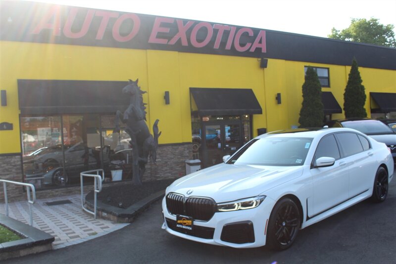 2021 BMW 750i xDrive  