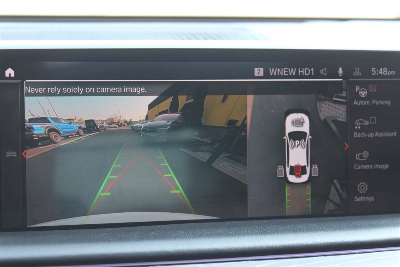 2021 BMW 750i xDrive - Photo 13 - Red Bank, NJ 07701